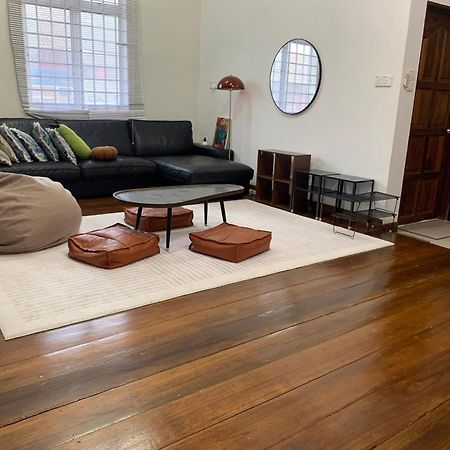 La Wood Homestay Kampung Kuala Besut Luaran gambar